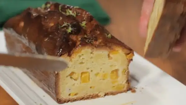 Yogurt and Peach Cake Recipe