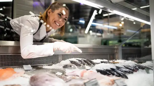 The Tell-Tale Sign The Seafood You're Buying Isn't Up To Standard