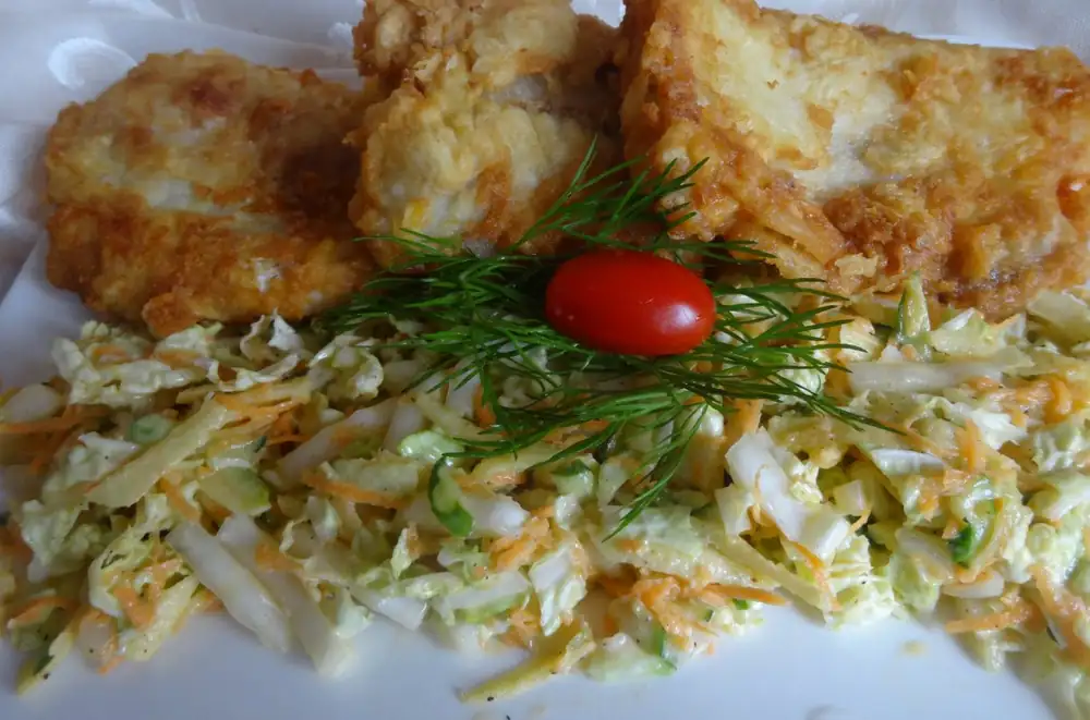 Miruna breaded in flour only