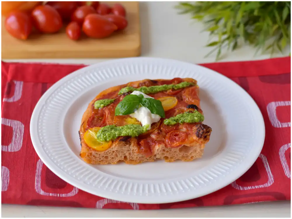 Tomato pizza