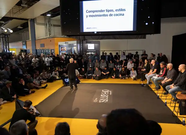 Dreams addresses the modernity of gastronomy in the age of Artificial Intelligence
