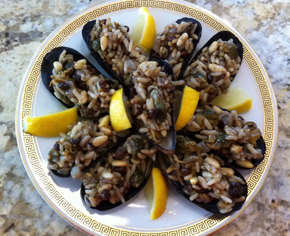 Midia Dolma: Armenian Stuffed Mussels