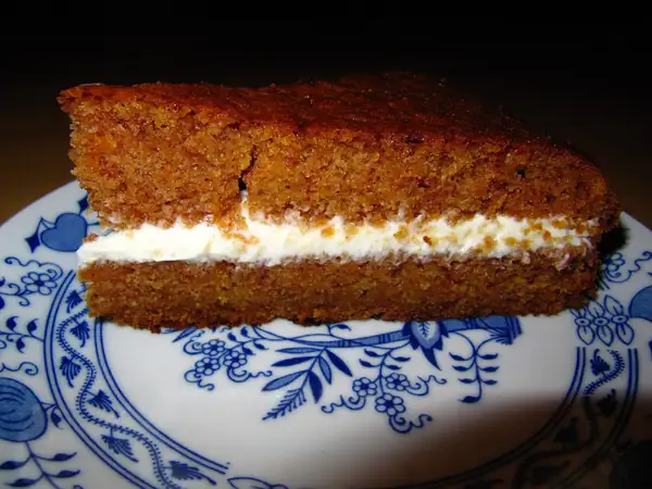 Tarta de zanahoria con crema de mascarpone