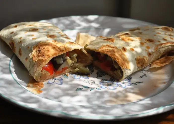 Piadina con verduras en dados