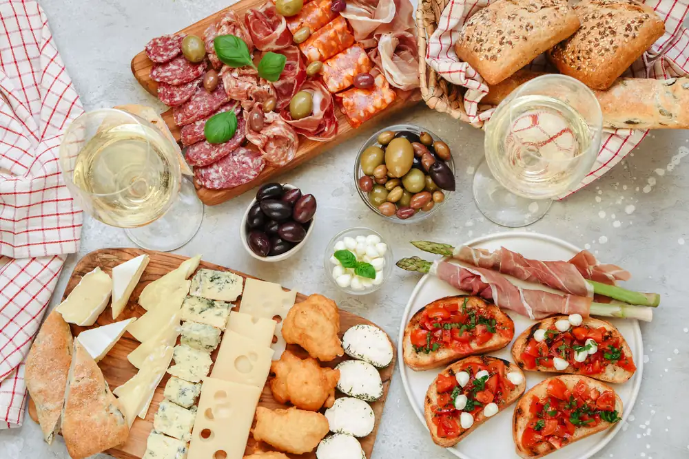 Impromptu after-work aperitifs: 20 quick and easy recipes
