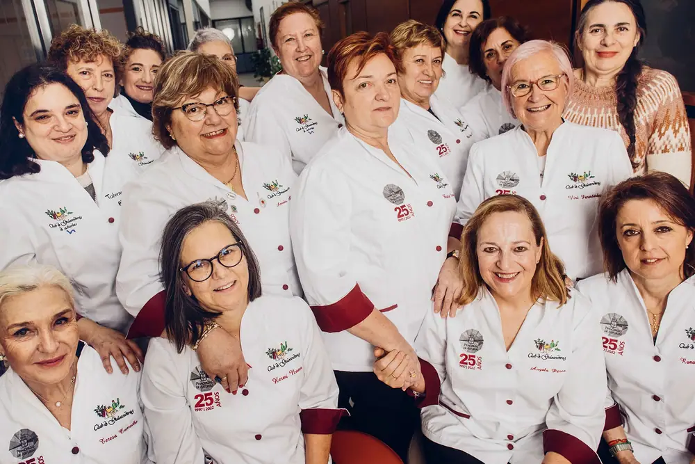 Meet the Guisanderas, Spain's Queens of Comfort Food