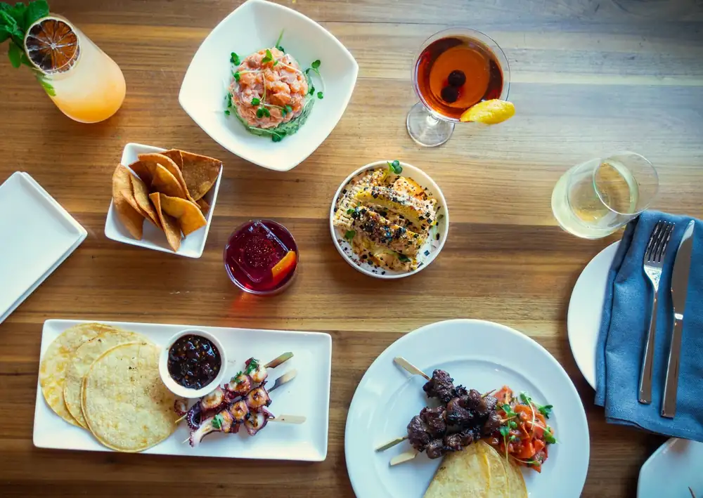 La cocina mexicana adquiere un toque japonés en este restaurante de San José (por tiempo limitado)