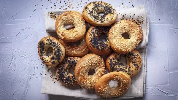 Why it's a good idea to par-bake bagels before freezing them