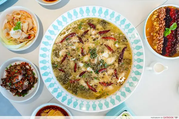 YAO YAO Sauerkraut Fish Review: Famous Chinese Suan Cai Yu