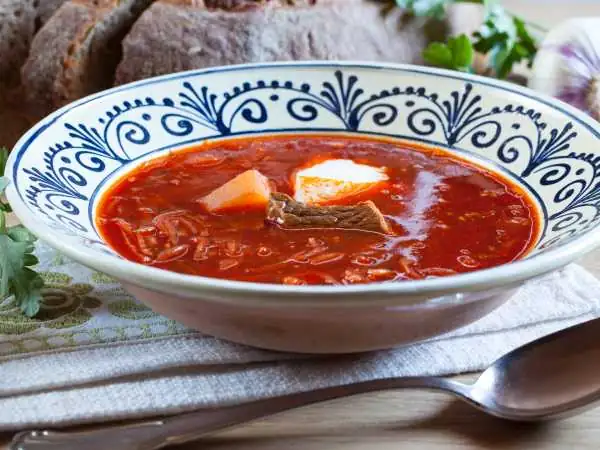 Classic borscht with meat