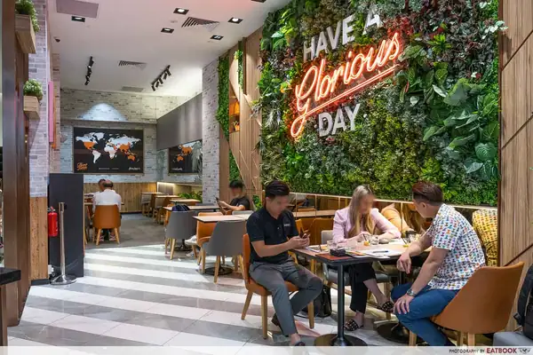 Gloria Jean's Coffees Opens In Republic Plaza