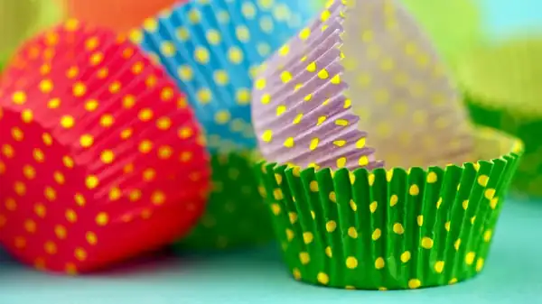 Los moldes para cupcakes son tu arma secreta para organizar tus refrigerios