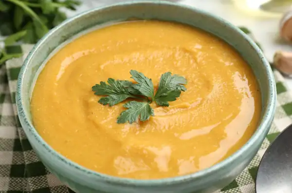 Thick sweet potato cream. A filling and healthy dinner