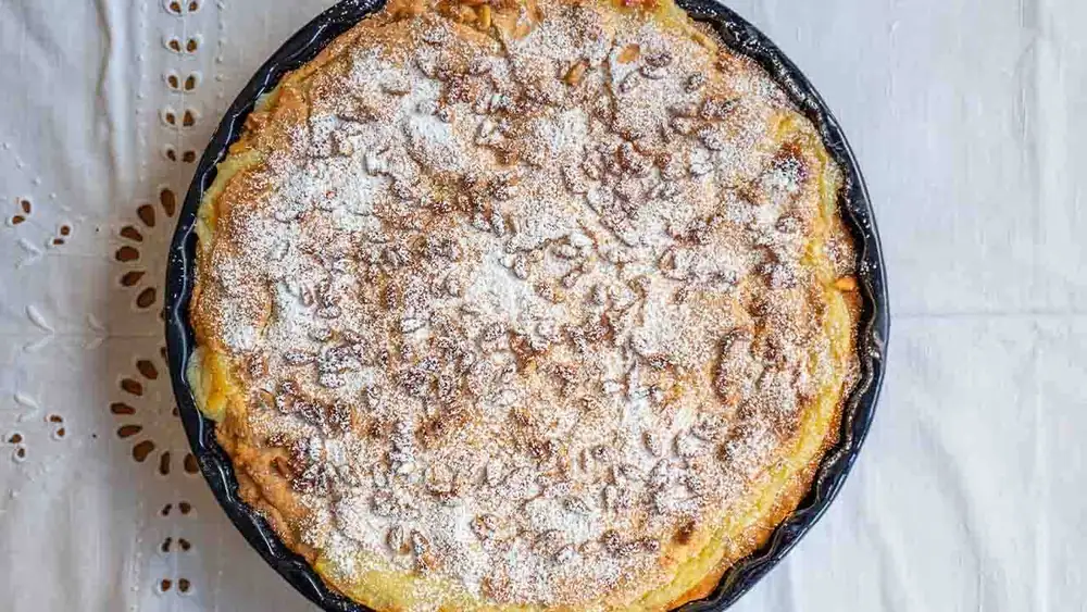 Want to make the best grandma's cake in the world? Here's the recipe