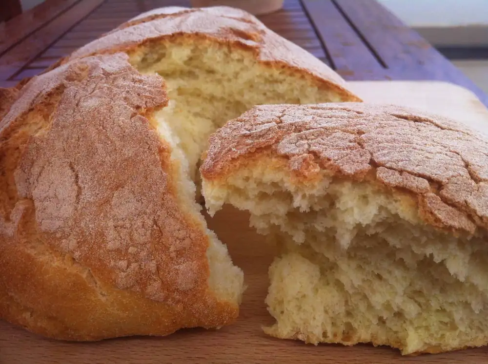 Pan de pasas: el tentempié saludable perfecto (Stafidopsomo)