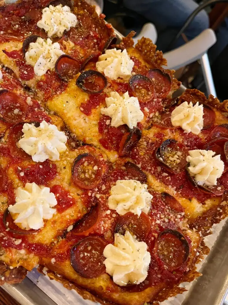 Black Pony Pizza opens in the Short North with a rotating Detroit-style menu