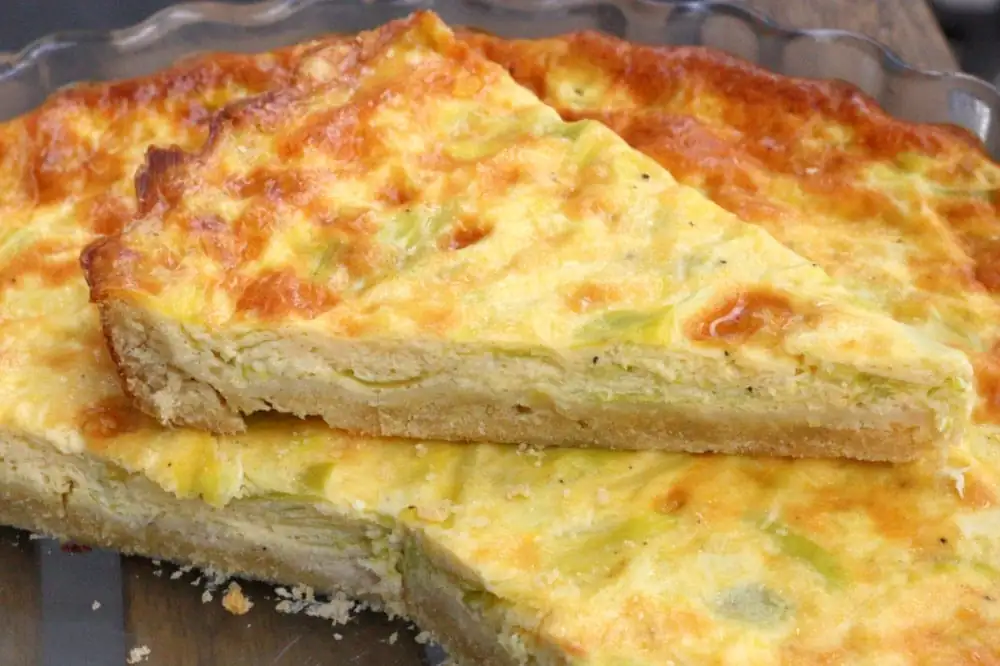 Tarta española de puerros y alcachofas (Tarta de puerros y alcachofas)