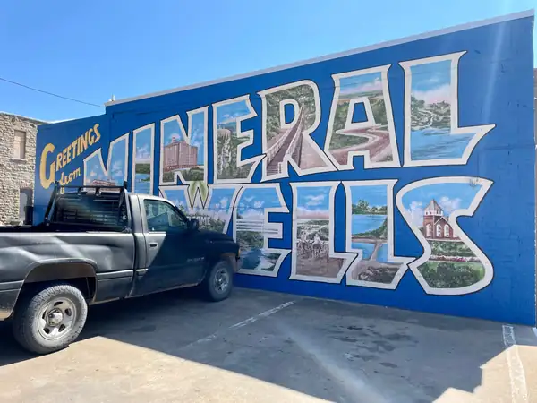 How to Spend a Day Eating and Drinking in Mineral Wells