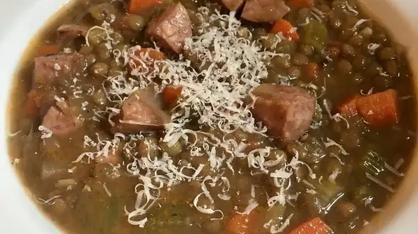 Ina Garten Prefers This Variety Of Lentils For Her Soups