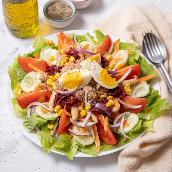 Ensalada Mixta (Spanish Mixed Green Salad)