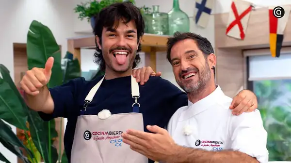 Peldanyos deja las redes sociales por un día para cocinar junto a Joseba Arguiñano