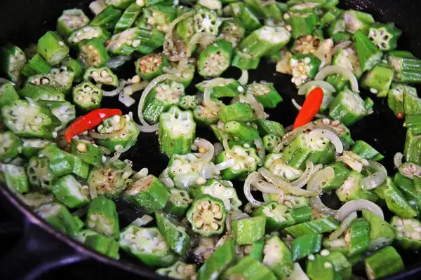 Fry Aloo with Ochro (Potato and Okra)