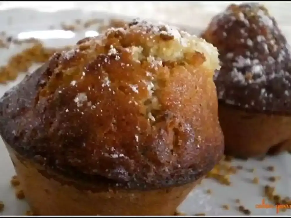Receta de magdalenas saludables con miel y polen de flores