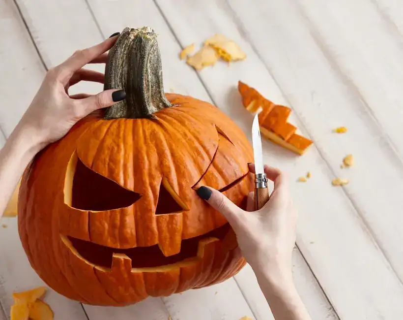 Want to make a Halloween pumpkin? Here's how to do it quickly and easily