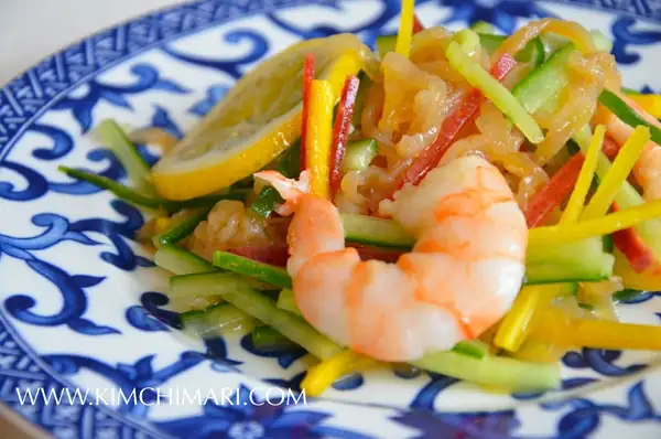 Cold Jellyfish Salad (Haepari Naengchae 해파리 냉채 ) with starflower