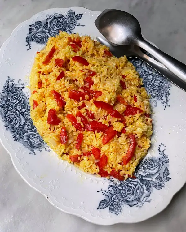 Rachel Roddy’s recipe for saffron and tomato rice