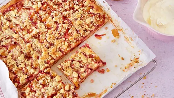 Pure sheet cake bliss: the best sheet cake recipes for everyone!