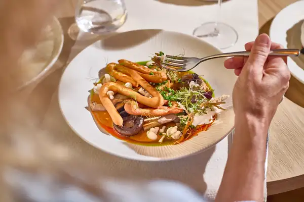 Probamos un plato de pimentón con champiñones en Eger que nos haría volver en cualquier momento