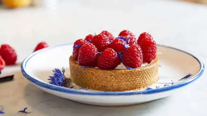 Eutopia Milano, a sugar-free pastry shop for breakfast, lunch, and snacks