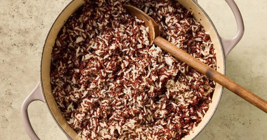 Receta de arroz y quinoa en una sola olla • 4★ • 40 min