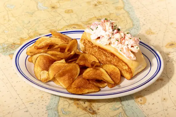 West Side Oyster Club Gives Santa Monica Seafood Lovers What They Want