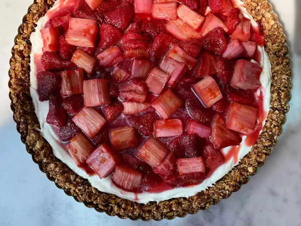 Cue the Compote: Strawberries and Rhubarb Steal the Spotlight in this Passover-worthy Dessert