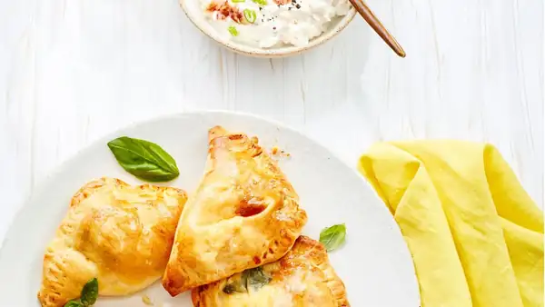 Los domingos por la mañana saben así de bien: El calzone de desayuno definitivo