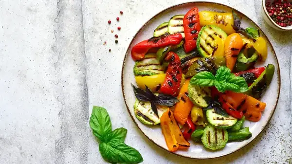 Regla general para saber cuándo empezar a cocinar verduras en agua fría o hirviendo