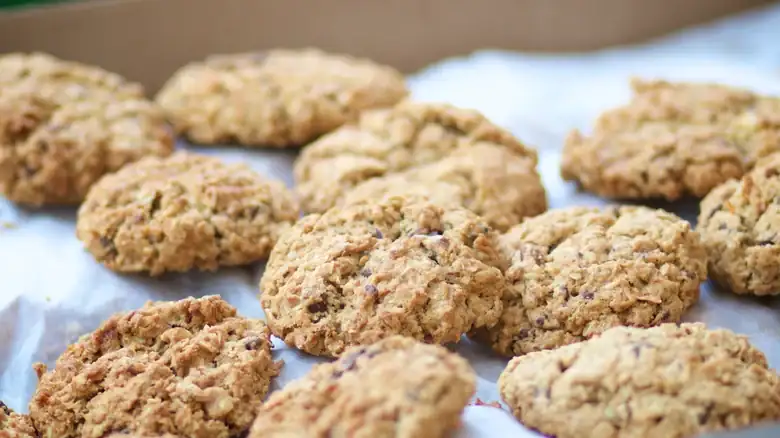 Las galletas de avena no tienen por qué ser dulces. Dales un toque salado