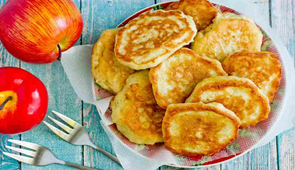 Rice milk and apple pancakes