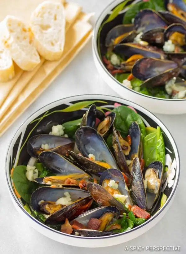 Mussels Recipe with Blue Cheese