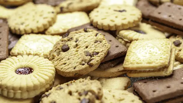 The Ooey-Gooey Grocery Store Cookie From The Late '80s We'll Likely Never See Again