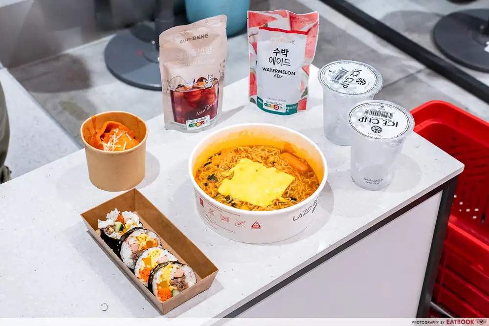 LOTTE Mart Express Opens At JEM With Mini Ramyeon “Library” And Street Food Corner