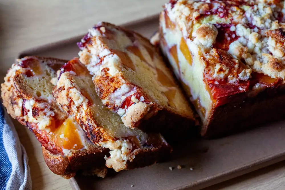 peach cobbler loaf