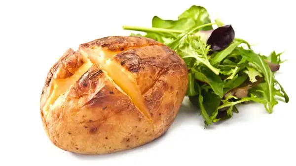 Baked potatoes without the oven, try this dinner-saving recipe for just a few euros and you'll make a great impression