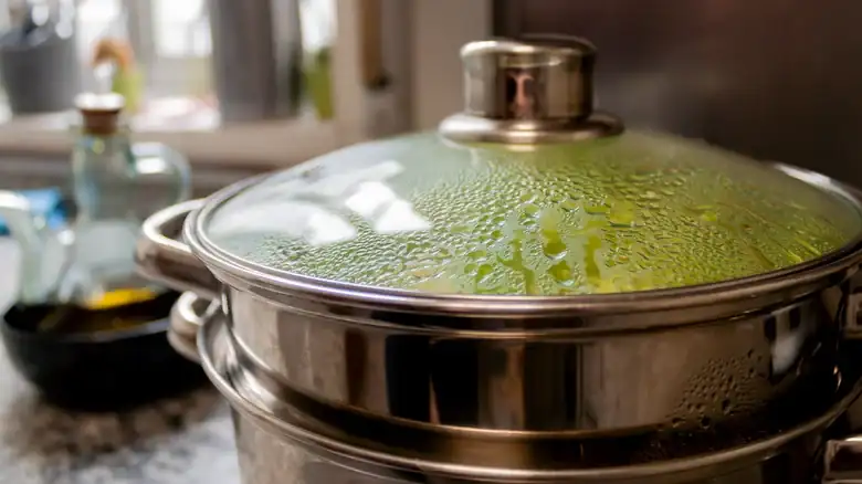 Steaming, a simple method that requires no specialized equipment