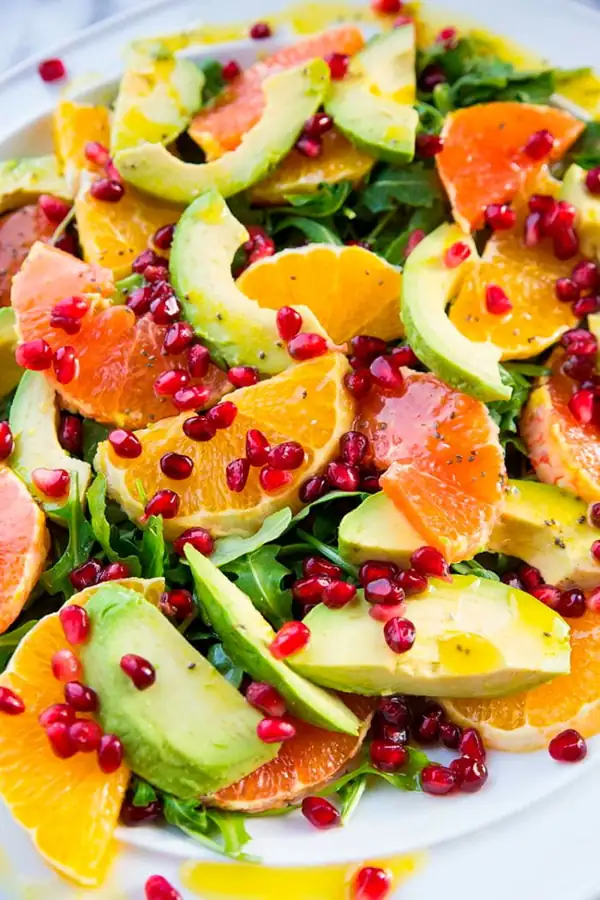 Ensalada de aguacate y cítricos de invierno