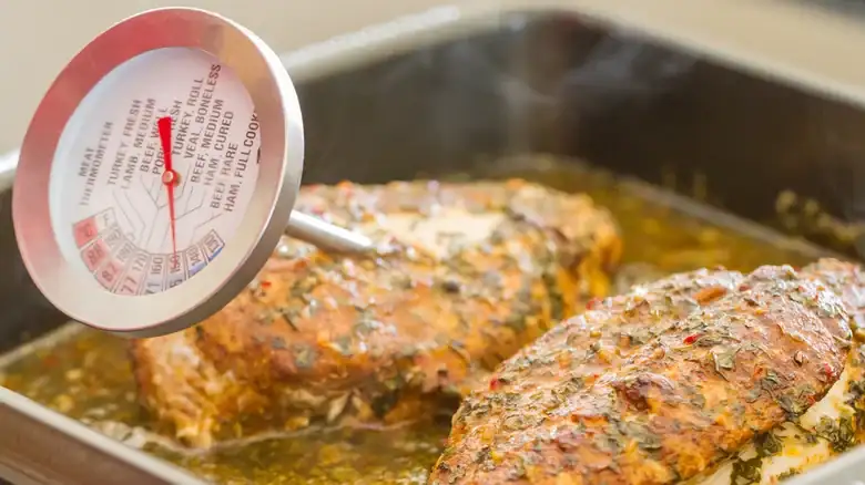 La razón práctica por la que deberías tener más de un termómetro para carne