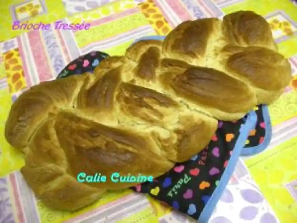 Recipe for braided brioche with a stringy crumb