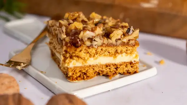 Honey slices with nuts